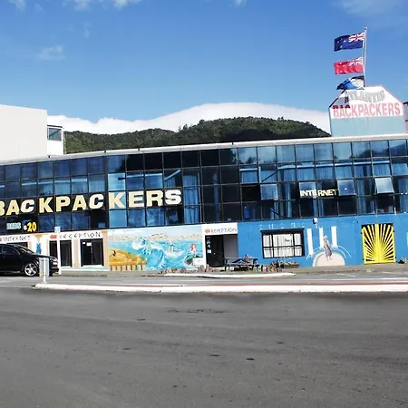 Atlantis Backpackers-2